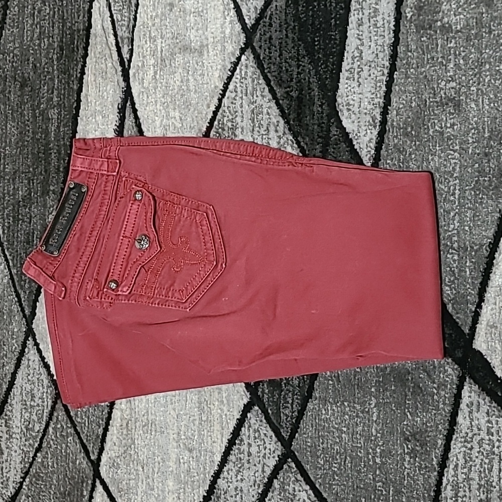 ROCK REVIVAL HOLLY MAROON EMBROIDERED FAUX-FLAP POCKETS STRAIGHT-LEG DEN…